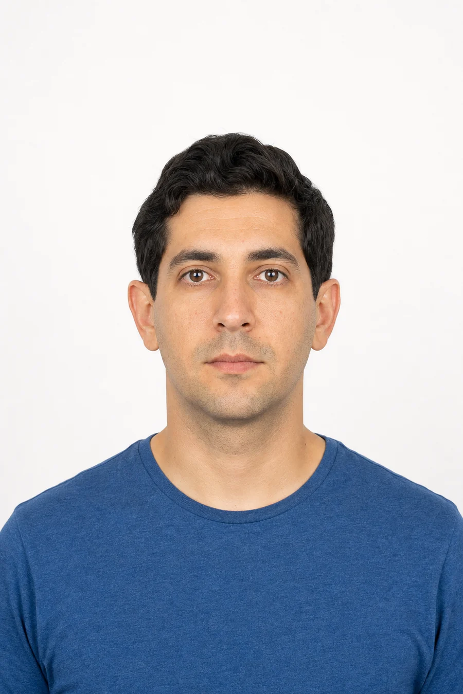 AI-generated fictional adult used only to demonstrate the crop tool